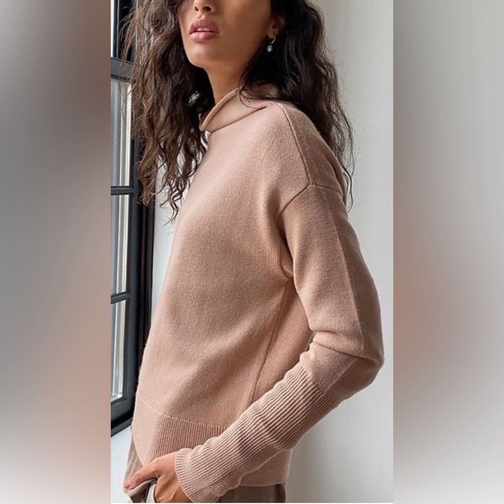 Aritzia Wilfred Cyprie Merino Wool Sweater - Picture 2 of 7